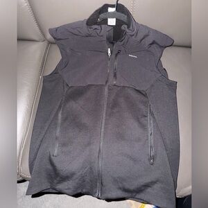 Quechua Black Sleeveless Vest